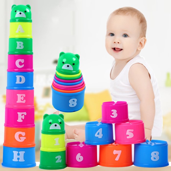 Dạy toán lớp 1 cho bé bằng những cốc màu sắc khác nhau