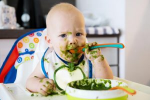 Cách nấu cháo cho bé ăn dặm