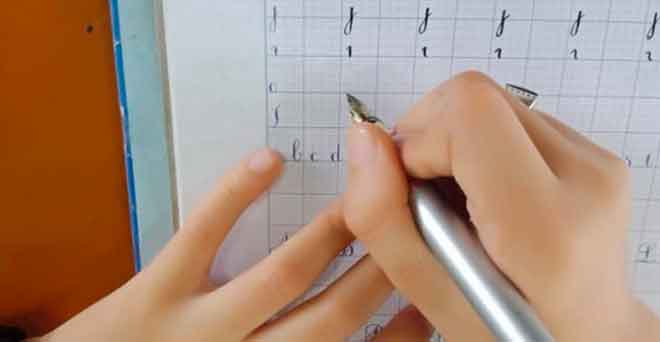 Kinh nghiệm thứ 2 trong cách dạy trẻ lớp 1 viết đúng chính tả là rèn viết đúng trọng tâm các nhóm chữ