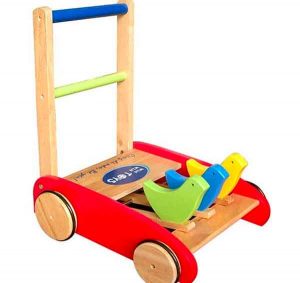 Xe tập đi con gà bằng gỗ thương hiệu Winwintoys