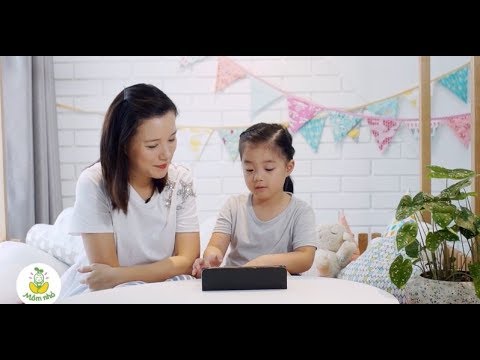 MC Minh Trang Nguyễn và Con cùng Review Monkey Junior 